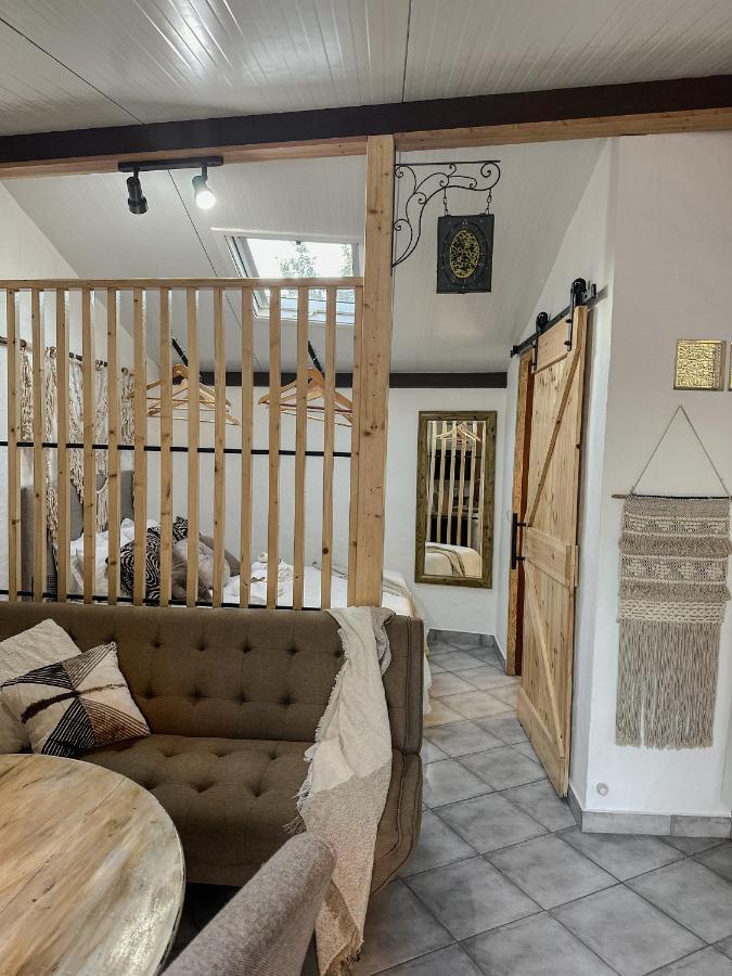 Estudio Em - Karmea Houses * Alte